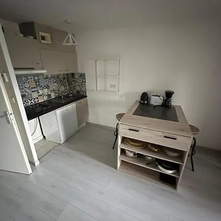 Aux Rives Marines Apartment *